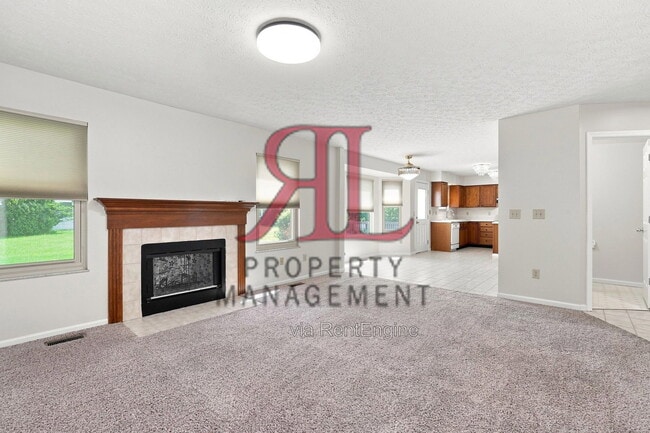 Building Photo - 6058 Northcliff Ct