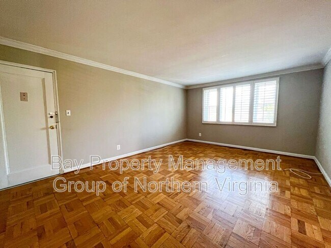 Foto del edificio - 4225 N Henderson Rd