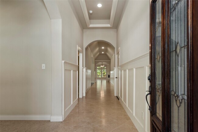 Building Photo - 196 Pine Crest Cir