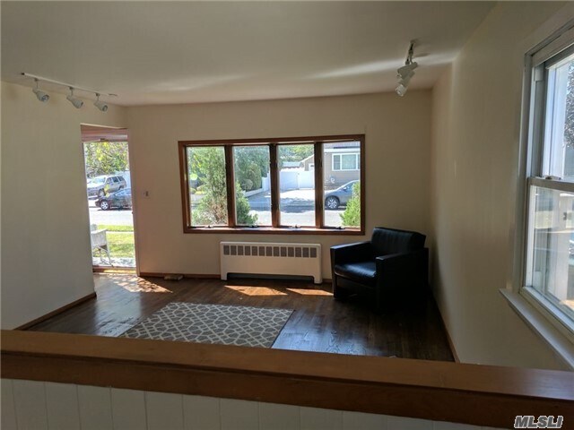 Foto del edificio - 2373 Mermaid Ave