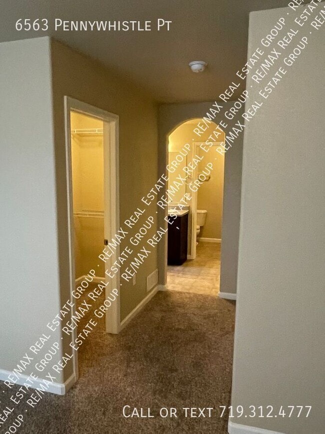 Building Photo - 6563 Pennywhistle Point