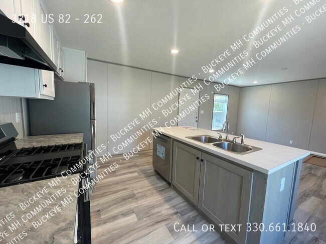Building Photo - 3218 US 82-262