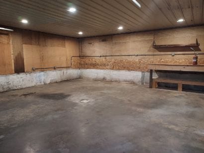 Building Photo - 370 Summer Hill Rd