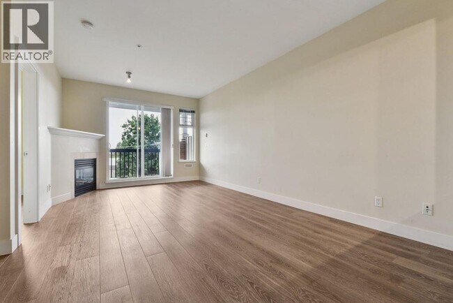 Photo du bâtiment - 995 W 59th Ave