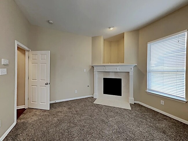 Building Photo - 1116 Ginger Trail