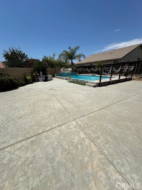 Foto del edificio - 25624 Motte Cir