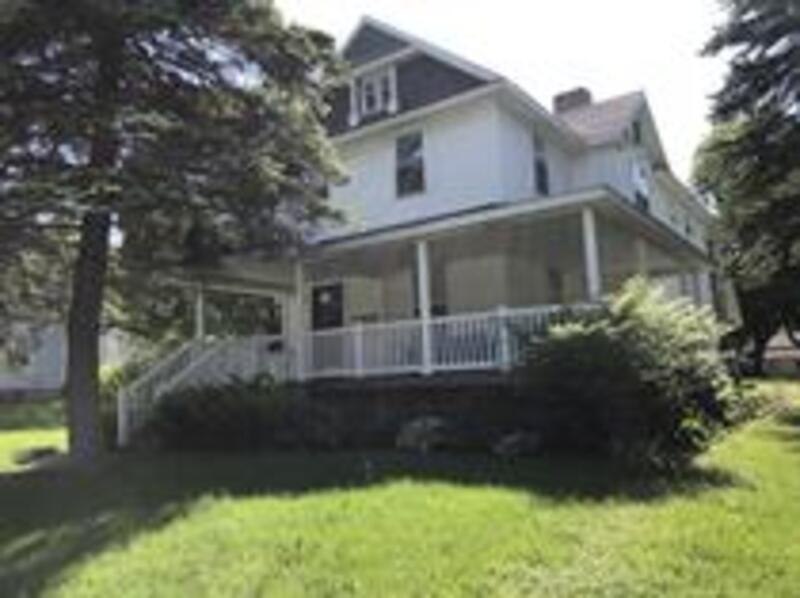 322 S Stewart Ave, Big Rapids, MI 49307 Condo for Rent in Big Rapids