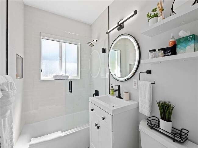 Foto del edificio - 1900 NE 19th St