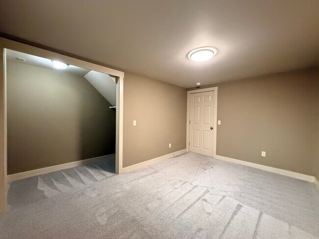 Foto del edificio - 7723 29th Ave NW