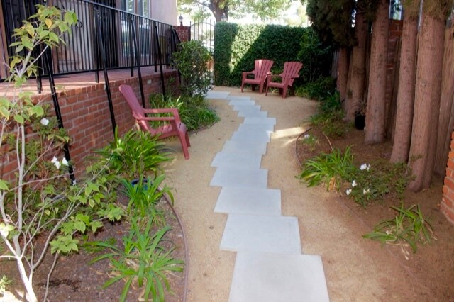 Common Area Yard - 3523 S Sepulveda Blvd