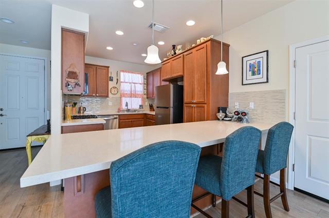 Foto del edificio - 2491 Erickson St