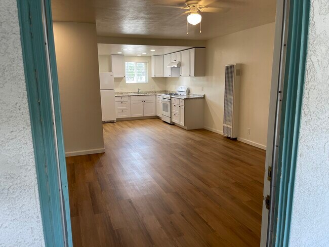 Building Photo - 4009 Lake Isabella Blvd