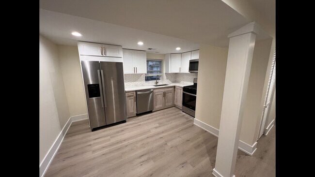 Foto del edificio - 1726 W Catalpa Ave