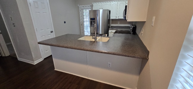 Foto del edificio - 547 Farmborough Ct