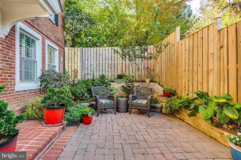 Foto principal - 4224 32nd St S