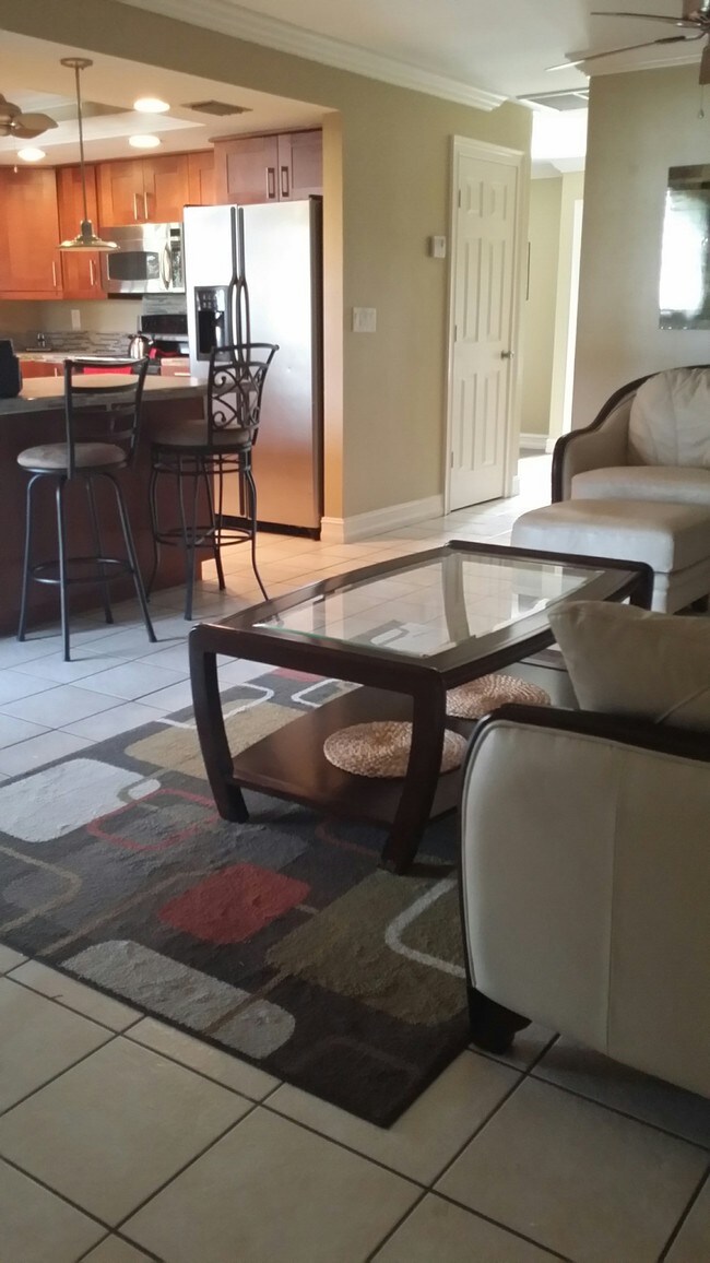 Foto del edificio - 1145 Lenox Ct