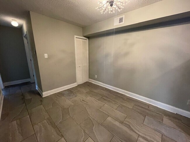 Foto del edificio - 1017 Stevens Creek Rd