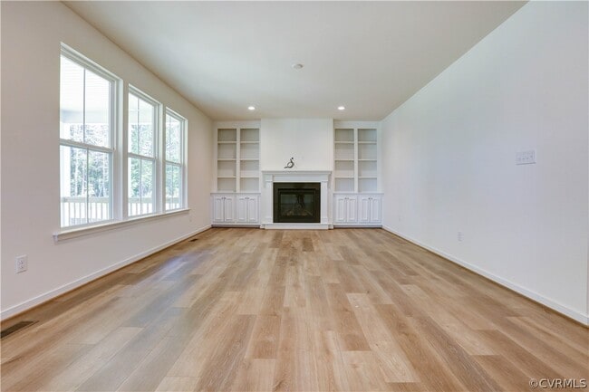 Building Photo - 10205 Carsten Ln