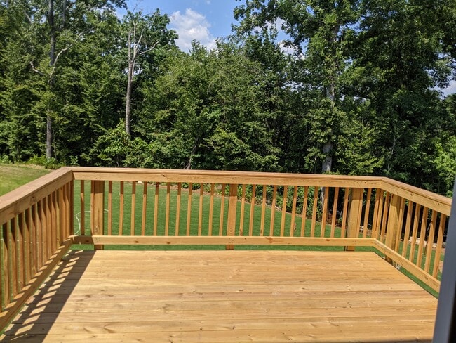 Building Photo - 98 Valimar Dr