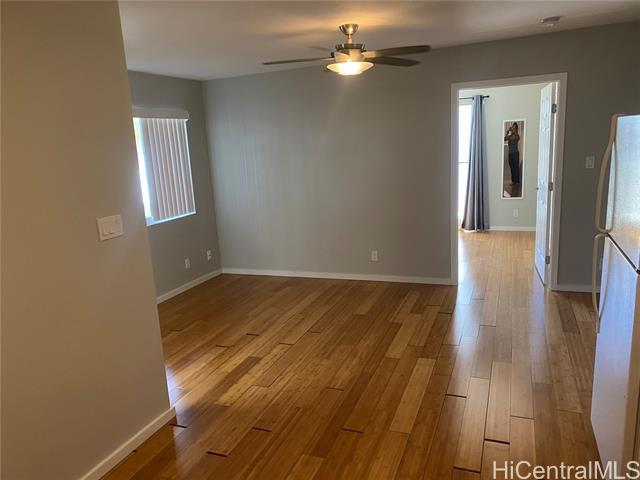 Building Photo - 94-565-565 Holaniku St