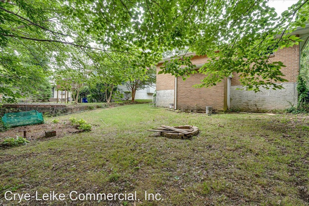 Primary Photo - 2 br, 1 bath House - 953 E 5th St.