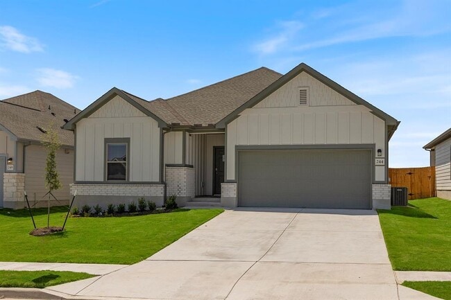 Building Photo - 244 Little Grn Trl