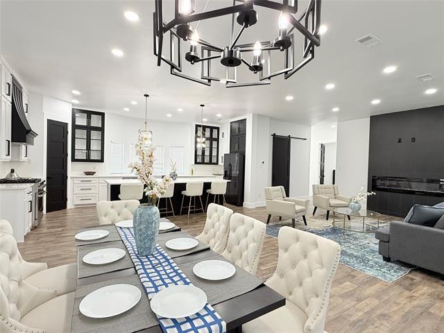 Building Photo - 4602 Sycamore St