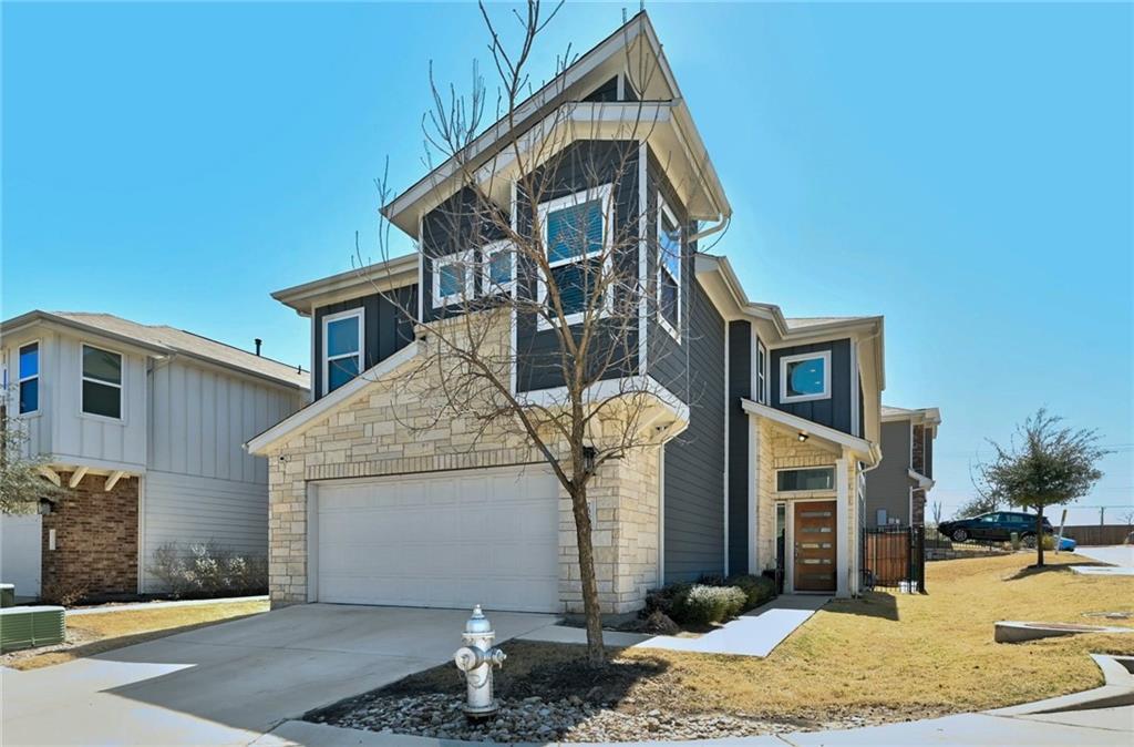 Foto principal - 7301 Oberon St