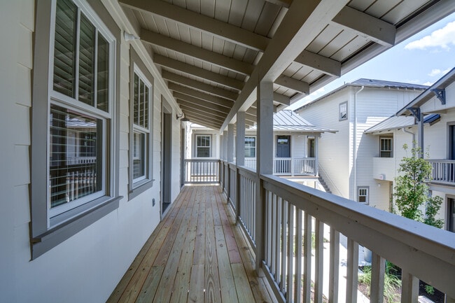 Building Photo - The Courtyard