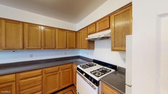 Building Photo - 1 br, 1 bath House - 540 42nd Avenue Priva...