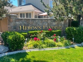 Building Photo - 3713 Heron's Landing Dr