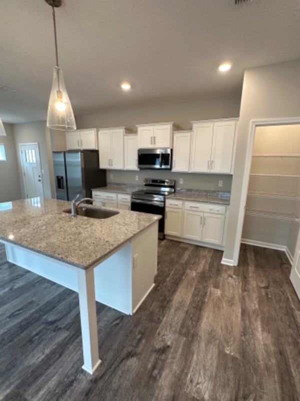 Foto del edificio - 4321 Spyglass Dr