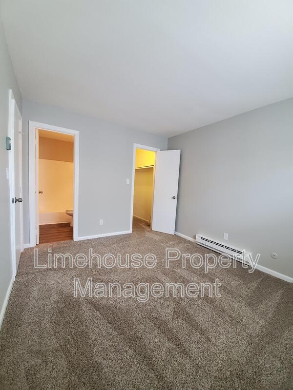 Building Photo - 2642 E Ocean View Ave