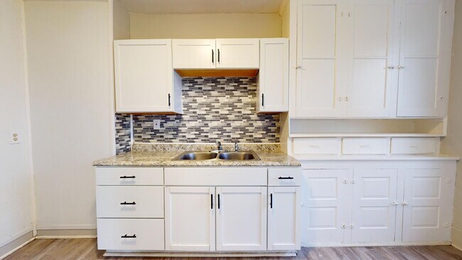 Foto del edificio - 3114 W 73rd St