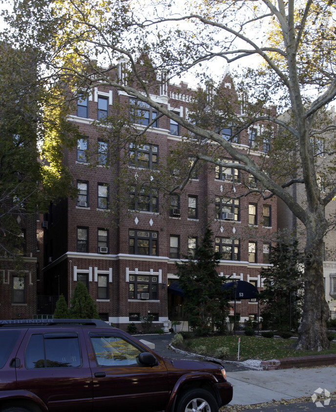 Primary Photo - 53 Duncan Ave