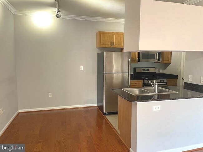 Building Photo - 12124 Garden Ridge Ln