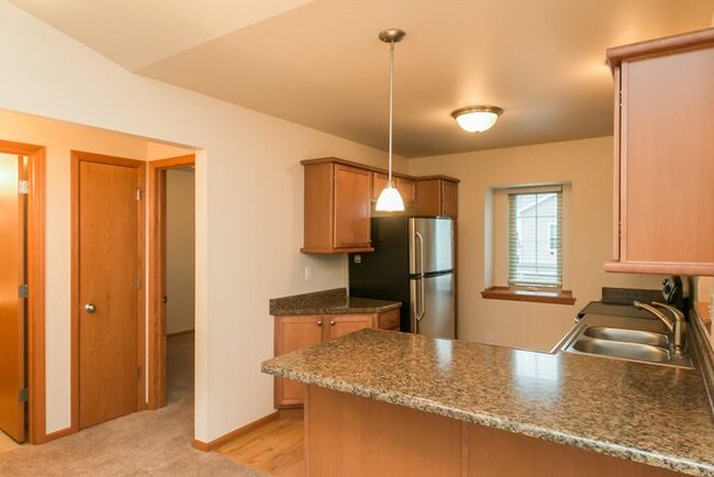 Foto del edificio - 916 Cortney Ln