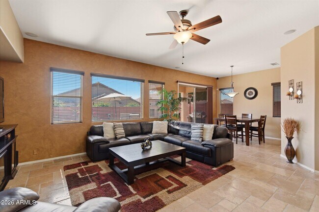 Foto del edificio - 4821 E Kirkland Rd