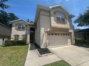 Building Photo - 572 Redberry Ln
