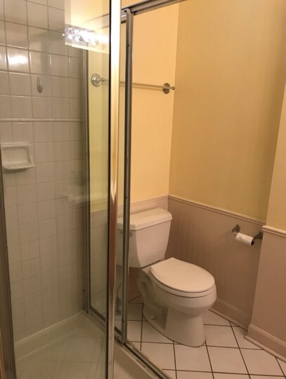 Foto principal - 1043 W Webster Ave