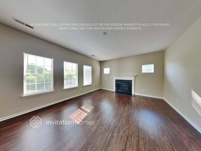 Foto del edificio - 6431 Mary Lee Way