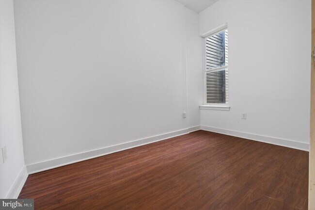 Foto del edificio - 6040 Market St