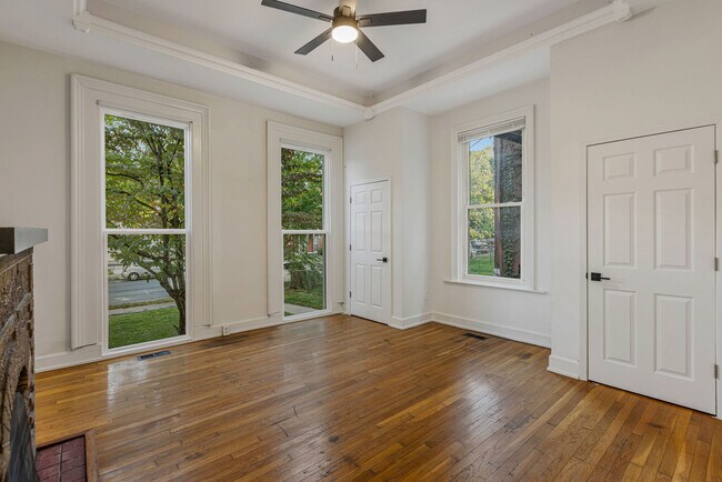 Foto del edificio - 1325 Scott St