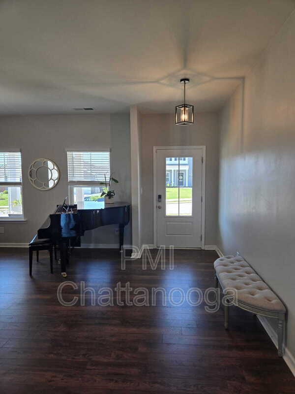 Building Photo - 8631 Briar Rose Pl