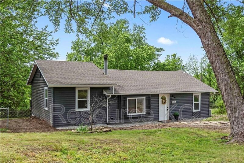 Primary Photo - 5236 N Cambridge Avenue
