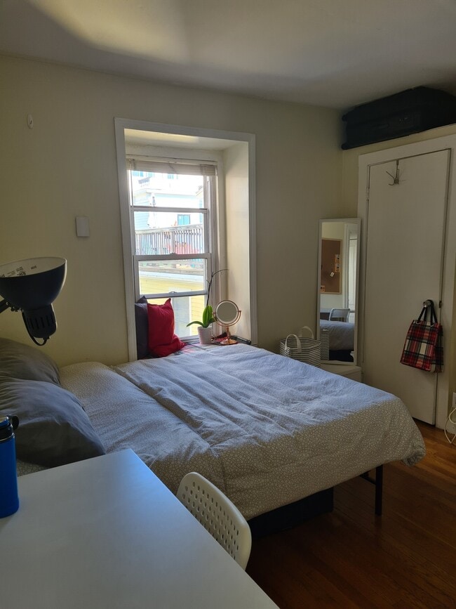 Building Photo - 110 Hancock St