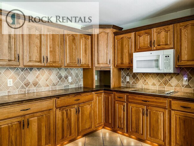Foto del edificio - Beautiful 3 bed, 2 bath house in the country