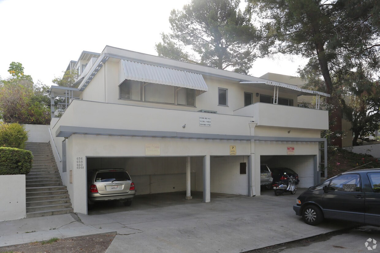 Primary Photo - 656-660 Kelton Ave