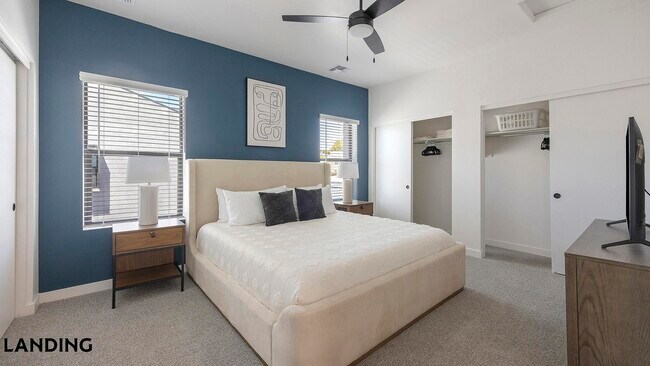 Foto del edificio - 2121 W Butler Dr