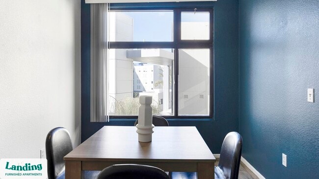 Building Photo - 1001 E Playa Del Norte Dr